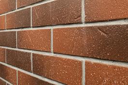 Фасадная термопанель ППУ40 с клинкерной плиткой Rotbunt Struktur Besandet 240x71x8, ABC Klinkergruppe